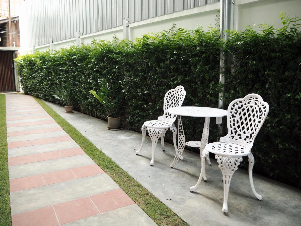 فندق Bua House Poshtel شيانغ ماي المظهر الخارجي الصورة