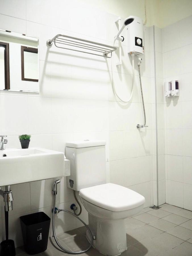 فندق Bua House Poshtel شيانغ ماي المظهر الخارجي الصورة